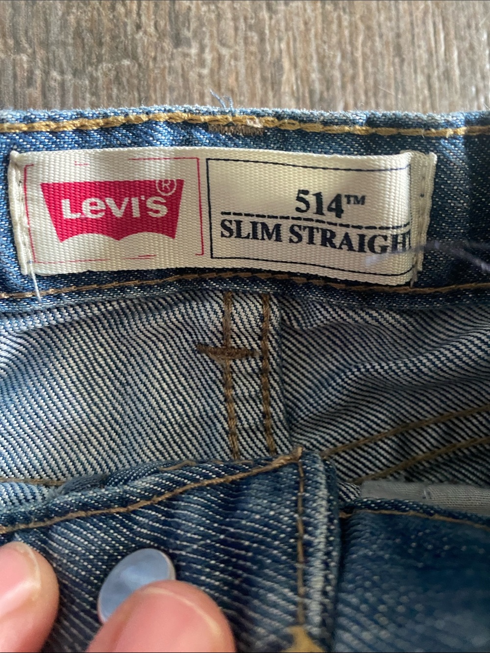 Levi's Kids Straight Leg Jeans in Light Blue Denim - Picture 2 of 5